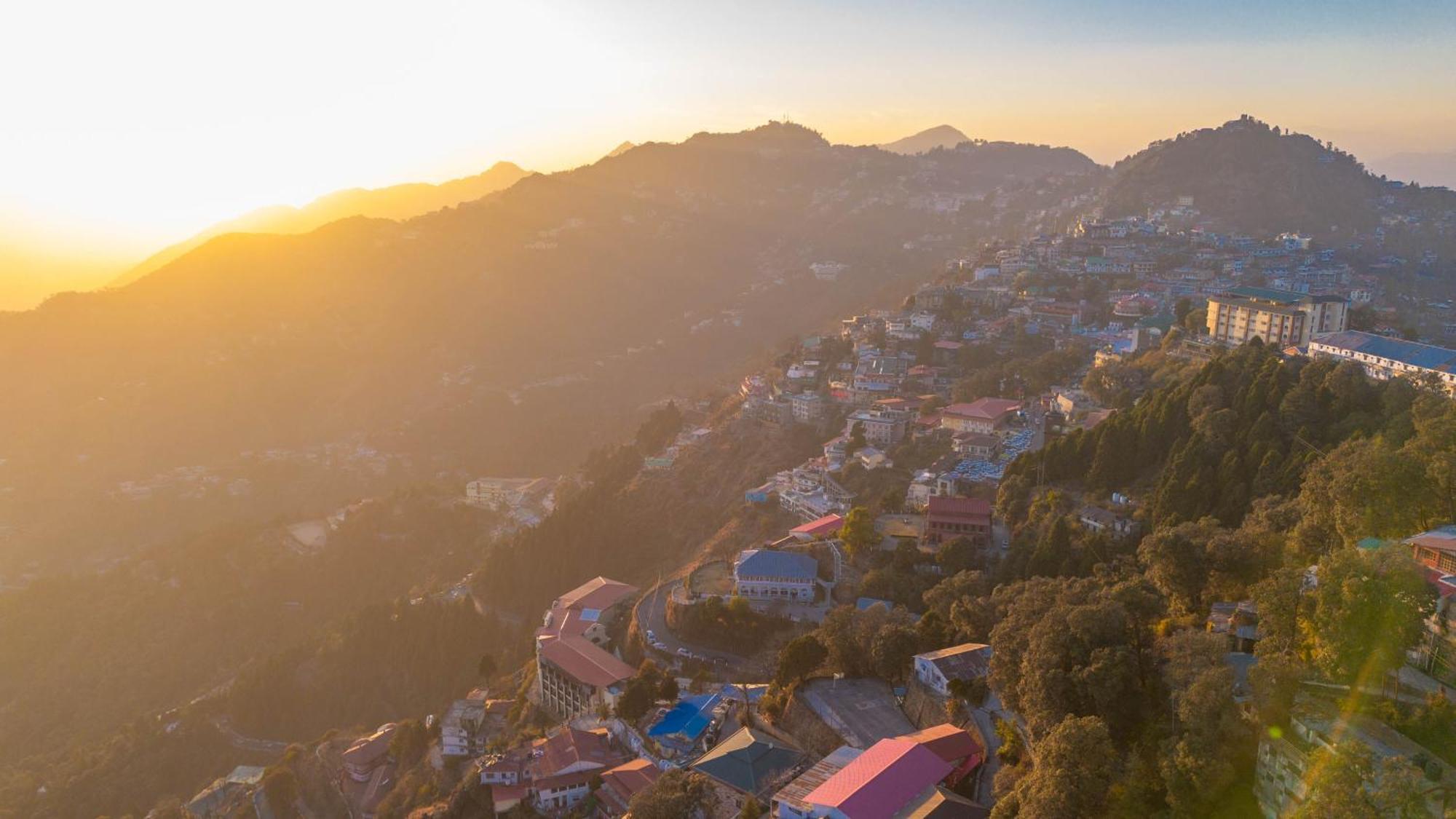 Perfectstayz Valley Vista 5 Min Walk To Mall Road Mussoorie Exterior photo